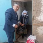 От имени суда Лахшского района фитр-садака (пожертвование по случаю окончания поста Рамазан) была передана малоимущим жителям Лахшского района.